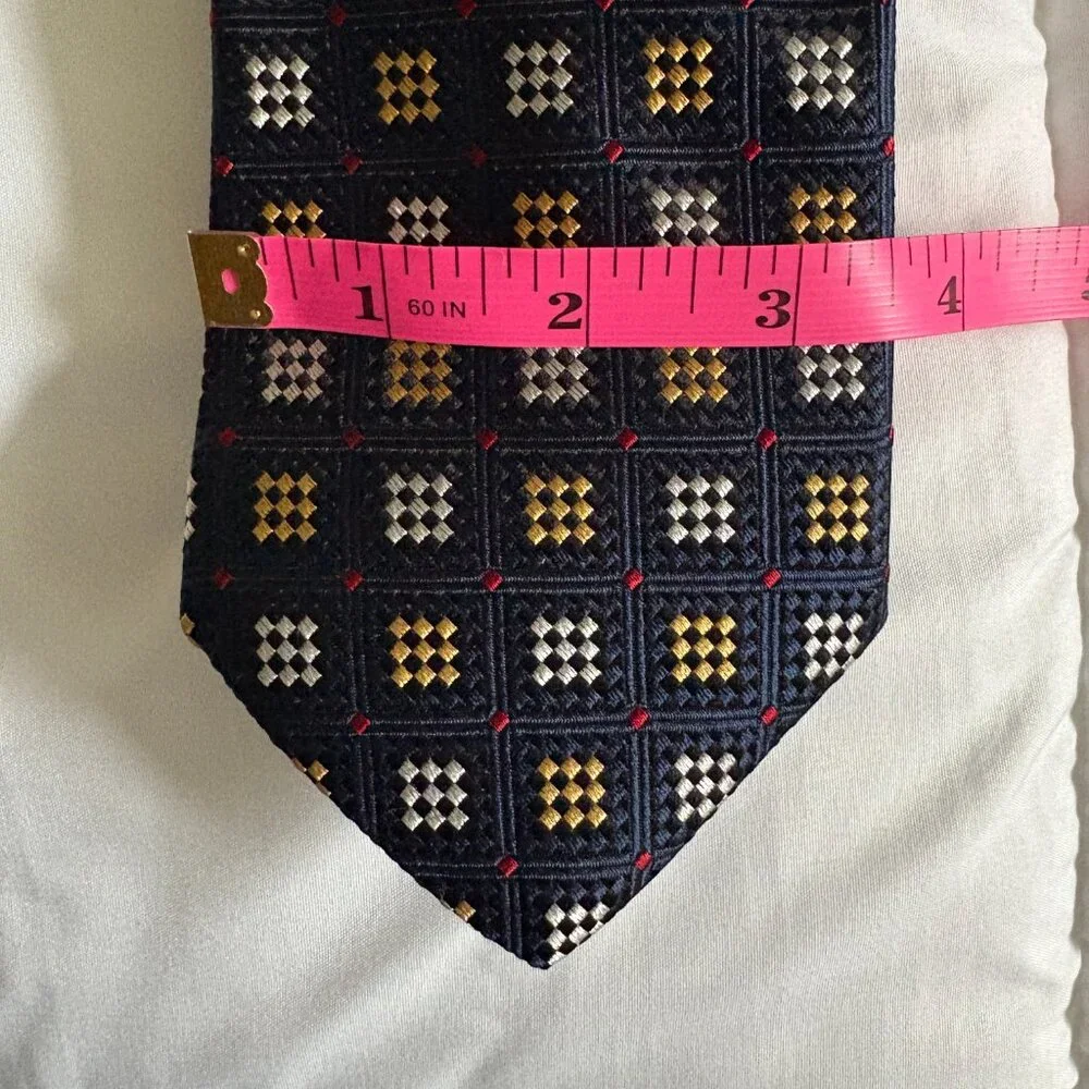 Lands' End Direct Merchants Blue Diamond Pattern 100% Silk Tie Preppy